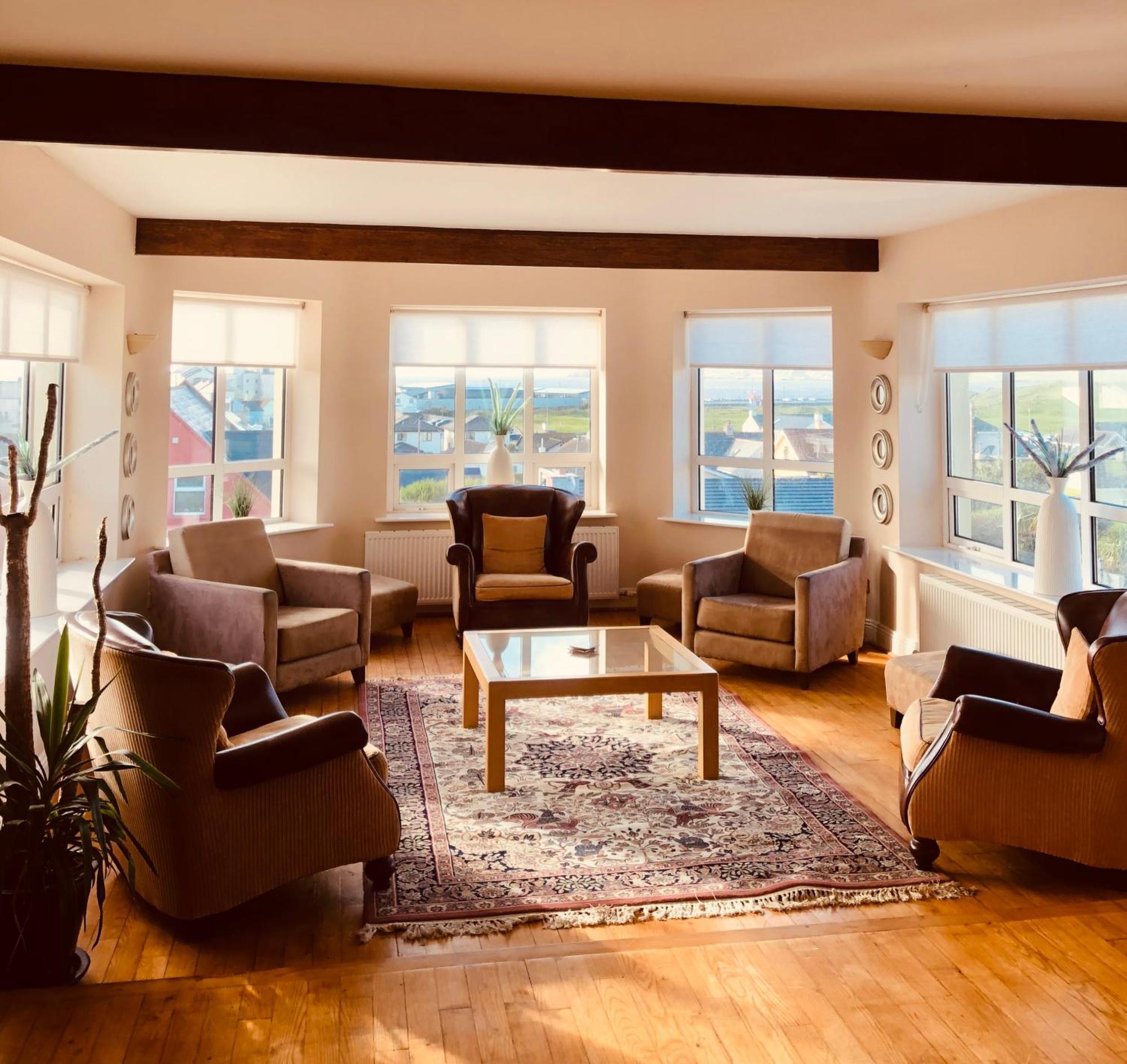 Lehinch Lodge Lahinch Εξωτερικό φωτογραφία