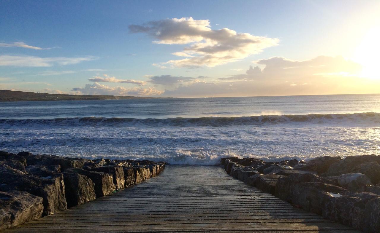 Lehinch Lodge Lahinch Εξωτερικό φωτογραφία