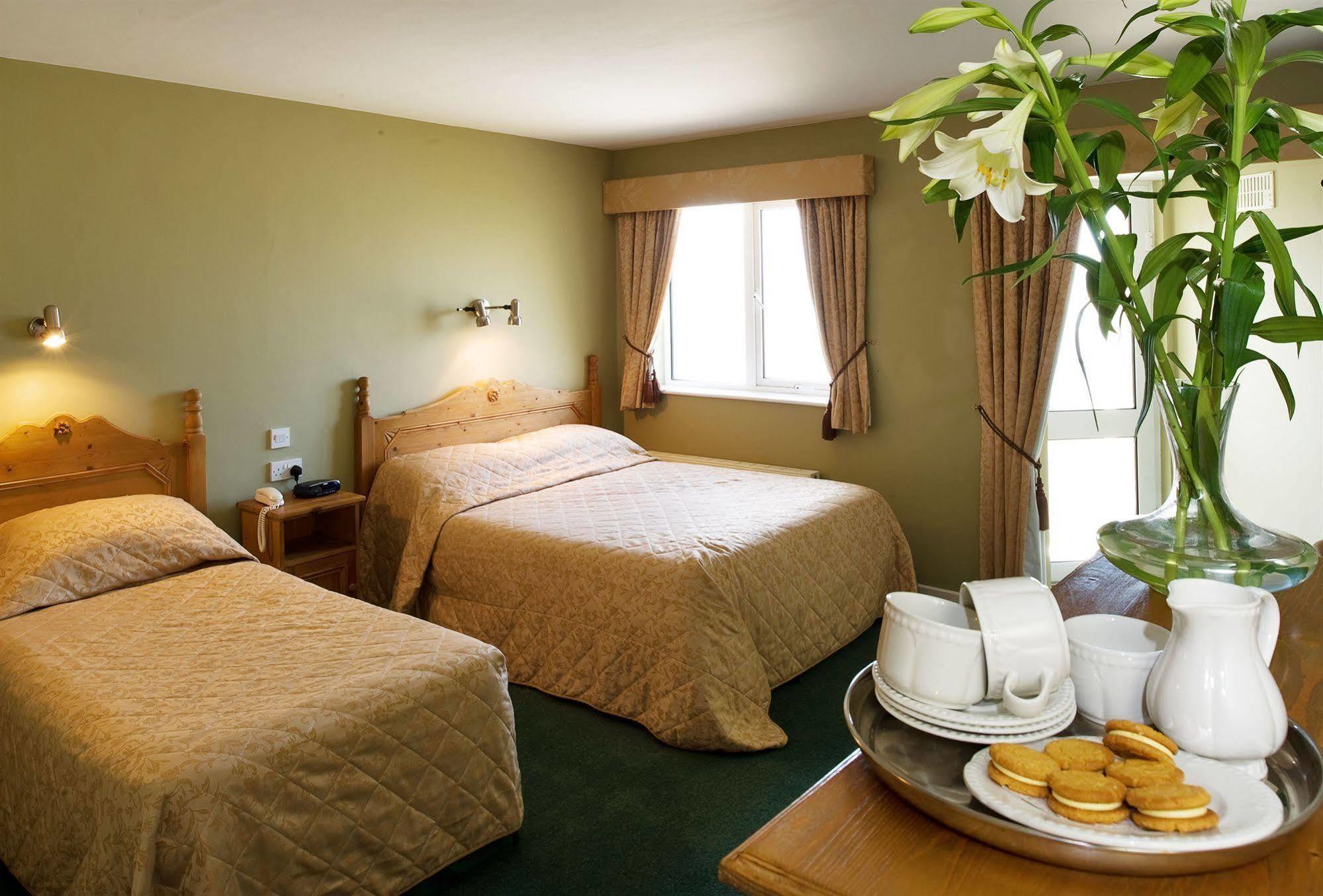 Lehinch Lodge Lahinch Εξωτερικό φωτογραφία